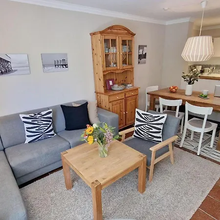 Haus-achtern-diek-whg-02 Apartment